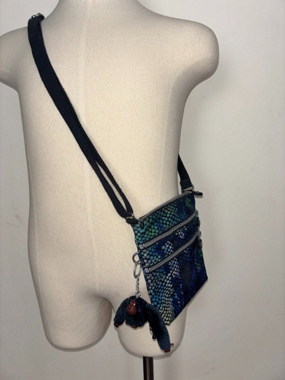Original Kipling Cute Crossbody Bag1